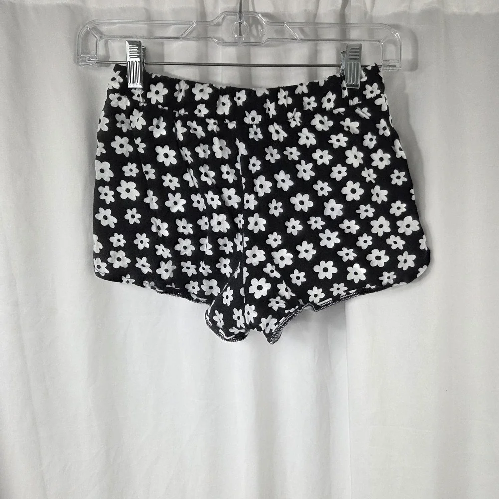 Old Navy Shorts Girls 10-12 Black Floral Sweat French Terry Drawstring Casual